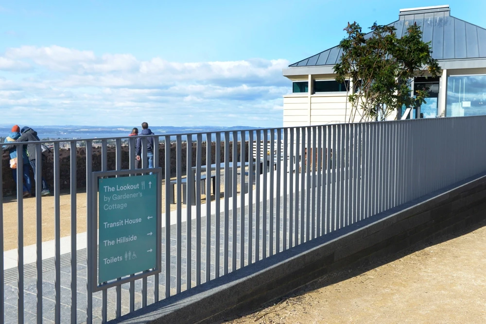 Collective Gallery — Signage, 2019